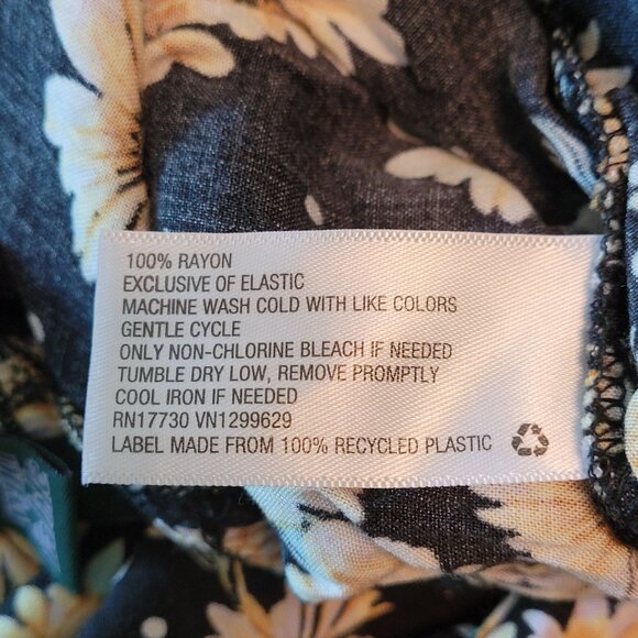 Wild Fable Floral Cropped Jumpsuit L Pockets Boho Cottagecore Country Girl - Picture 8 of 14